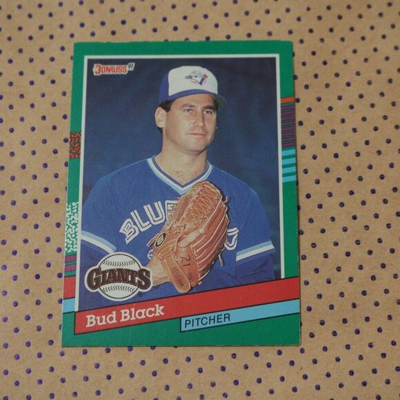 Bud Black #719 Baseball Card - Picture 1 of 2
